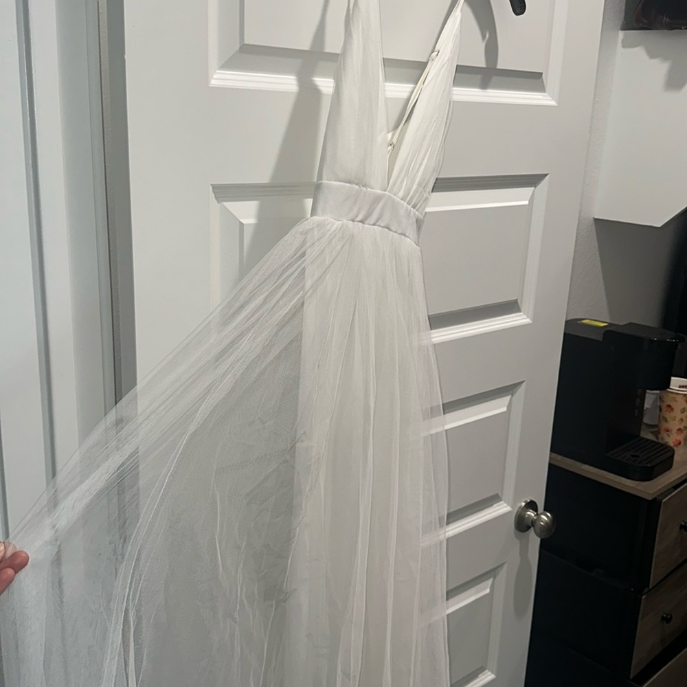 Lulus Dress. Never worn. White.